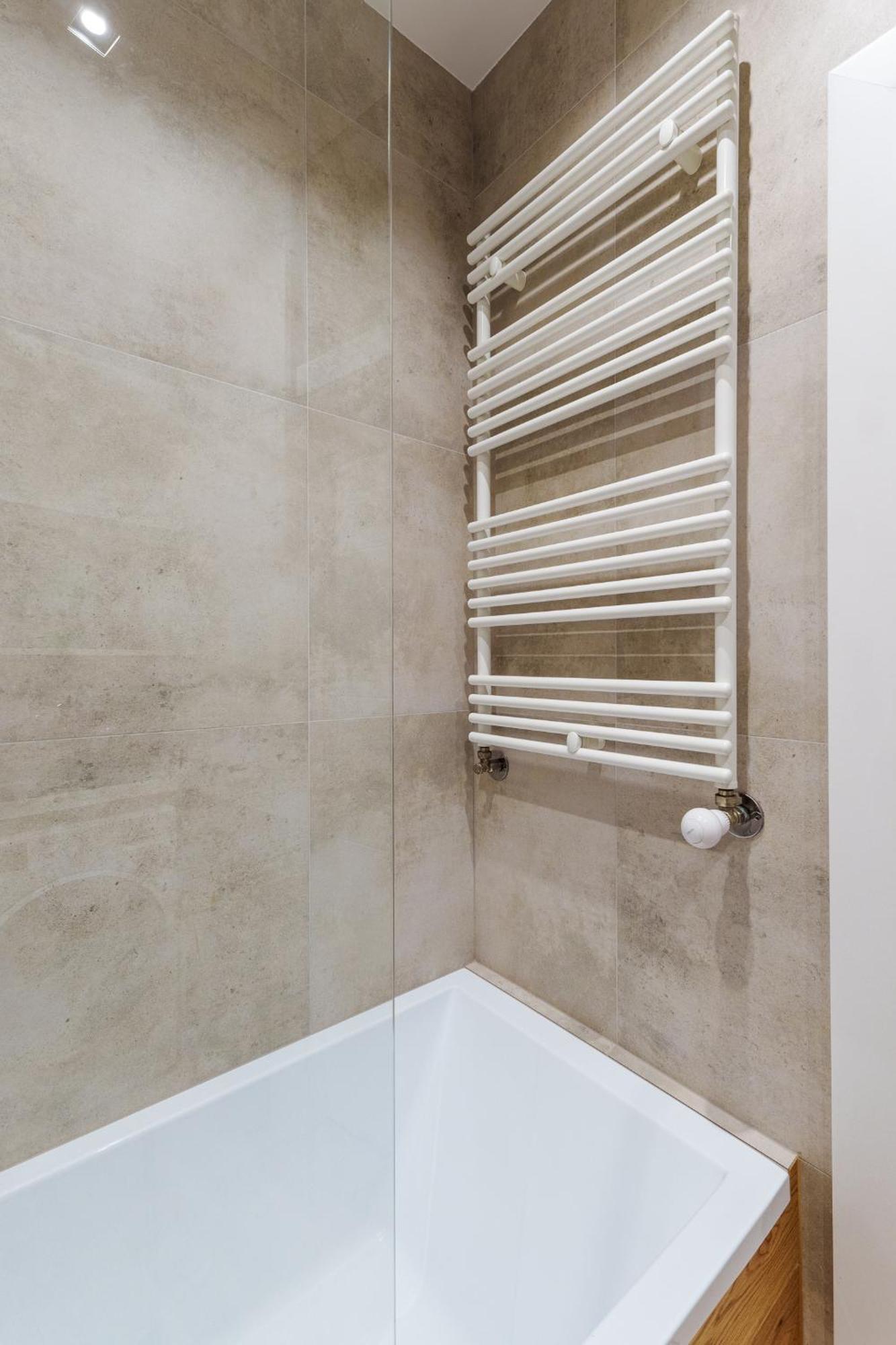 Apartament Piekny Bobrowiecka Z Balkonem