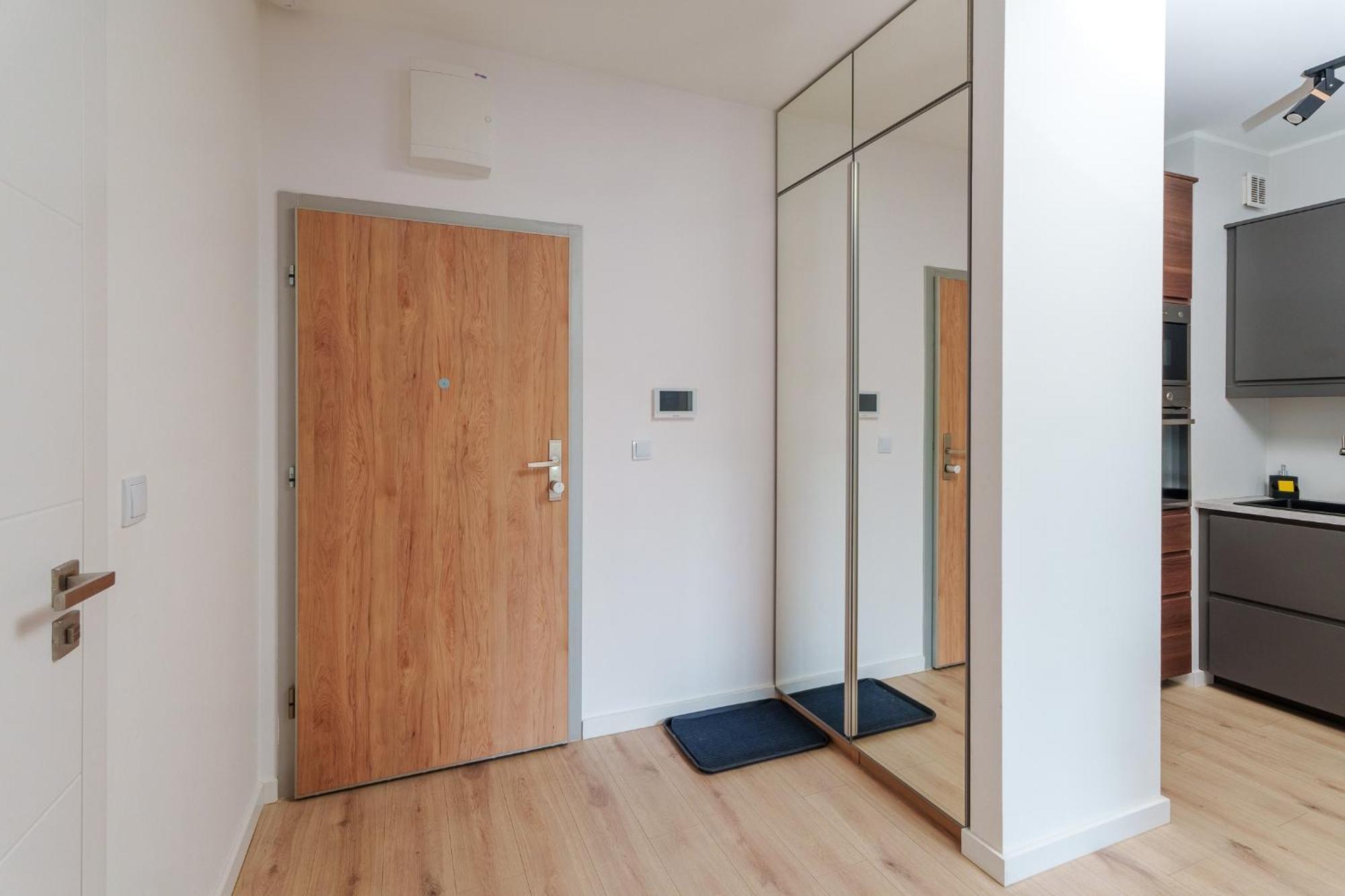 Piekny Bobrowiecka Z Balkonem Apartament Warszawa